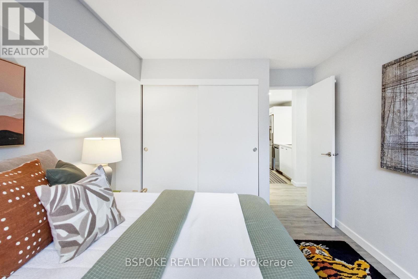 204 - 105 Mccaul Street, Toronto, Ontario  M5T 2X4 - Photo 24 - C12455032