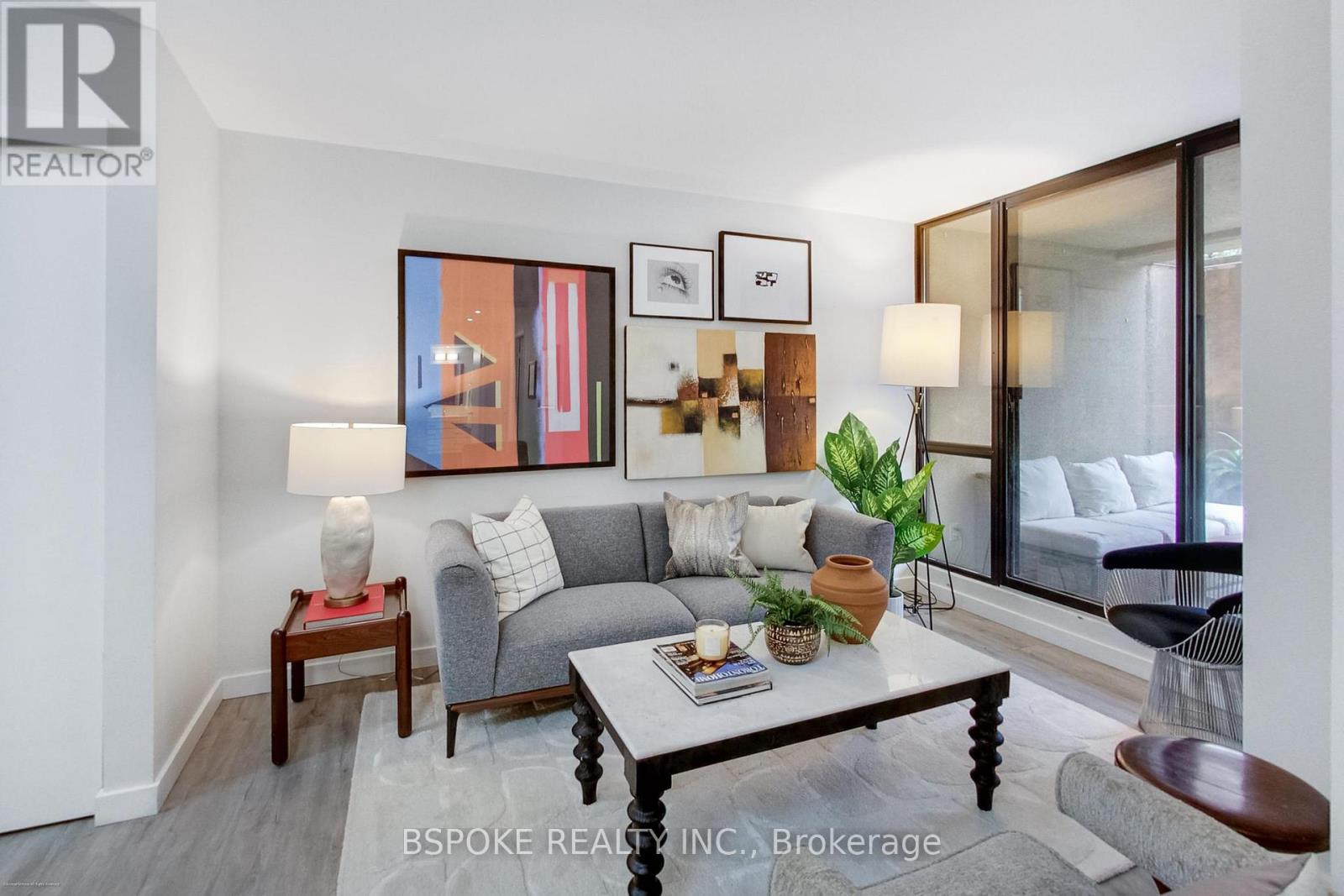 204 - 105 Mccaul Street, Toronto, Ontario  M5T 2X4 - Photo 7 - C12455032