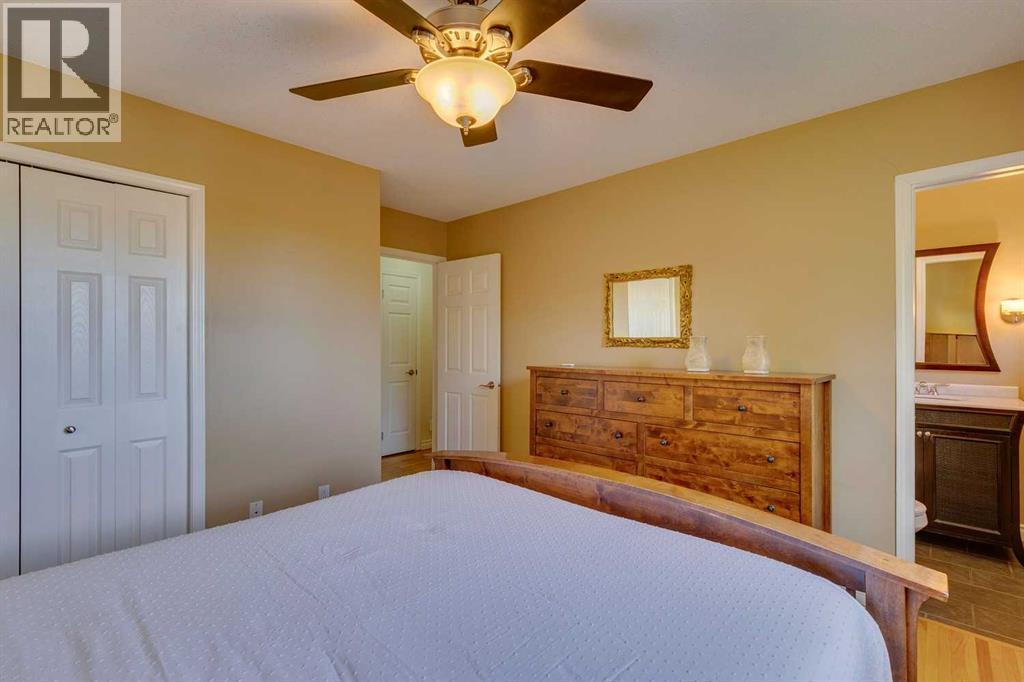 5016 Norris Road Nw, Calgary, Alberta  T2K 2P9 - Photo 21 - A2263577