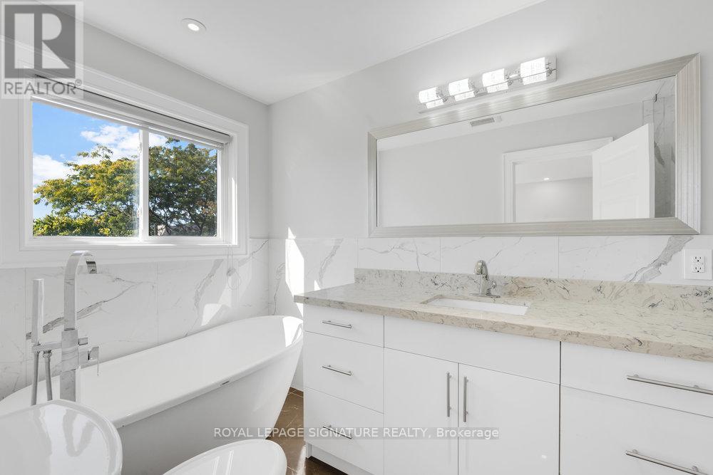 444 Pharmacy Avenue, Toronto (Clairlea-Birchmount), Ontario  M1L 3G6 - Photo 22 - E12455012