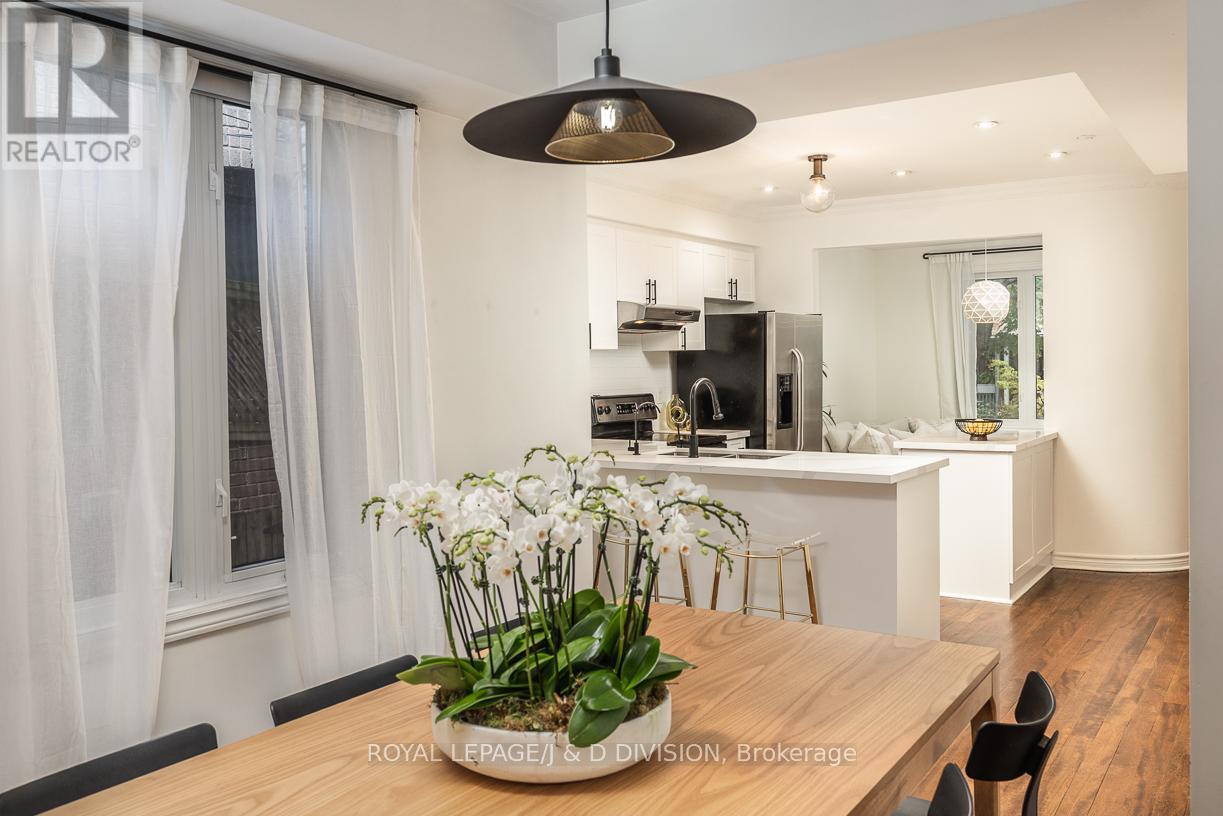 74 Lewis Street, Toronto (South Riverdale), Ontario  M4M 2H3 - Photo 11 - E12455029