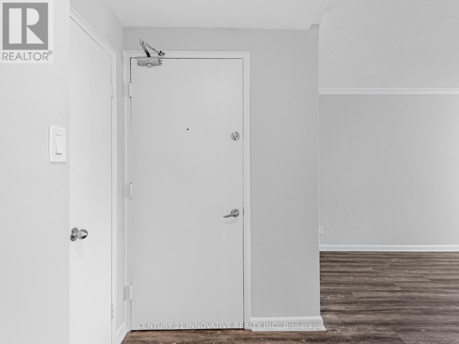306 - 1243 Broadview Avenue, Toronto, Ontario  M4K 2T3 - Photo 3 - E12455044
