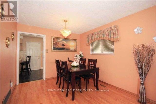42 Nahanni Terrace, Toronto (Malvern), Ontario  M1B 1B8 - Photo 5 - E12455055