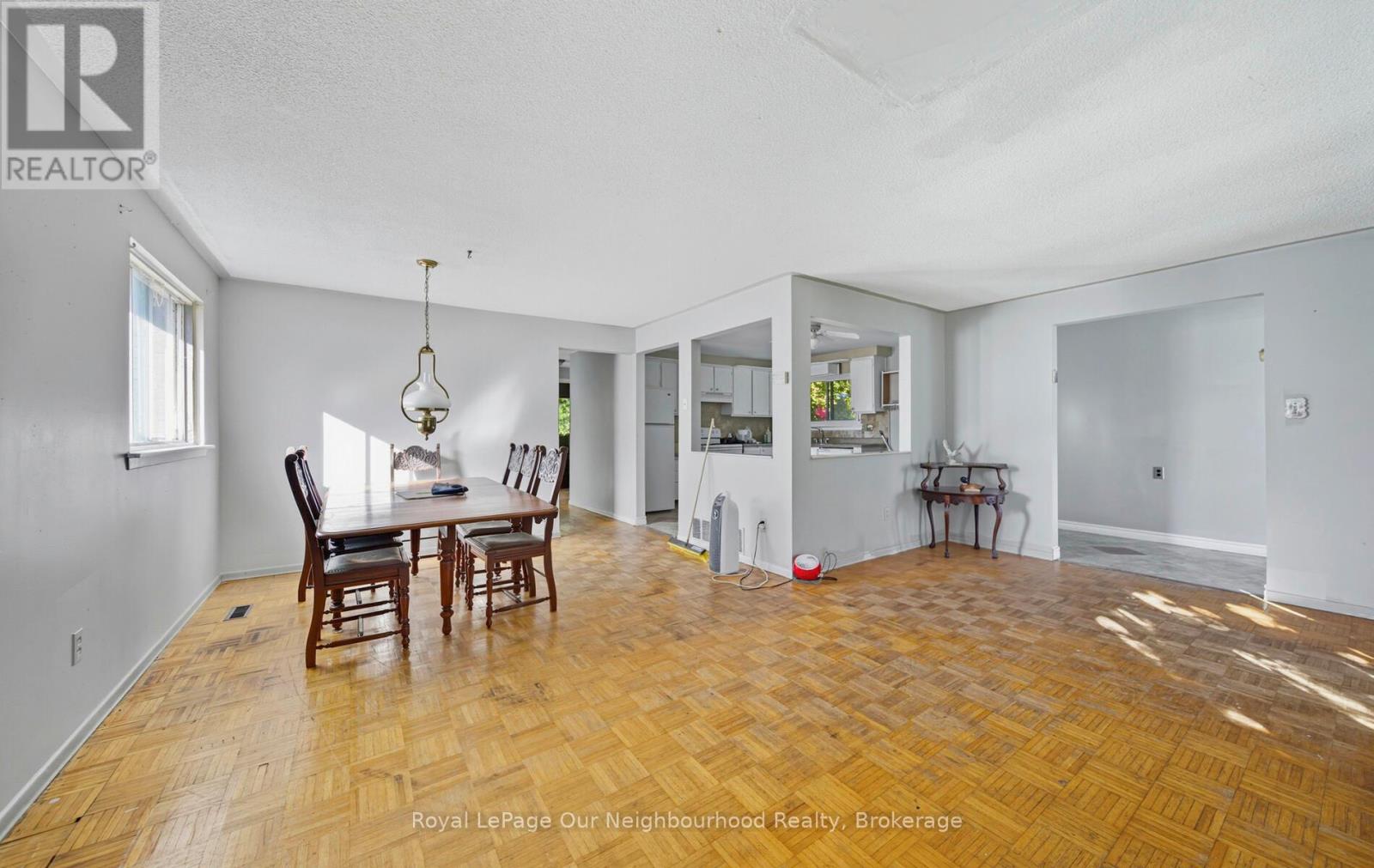 26 Slater Crescent, Ajax, Ontario  L1S 3J3 - Photo 8 - E12455143