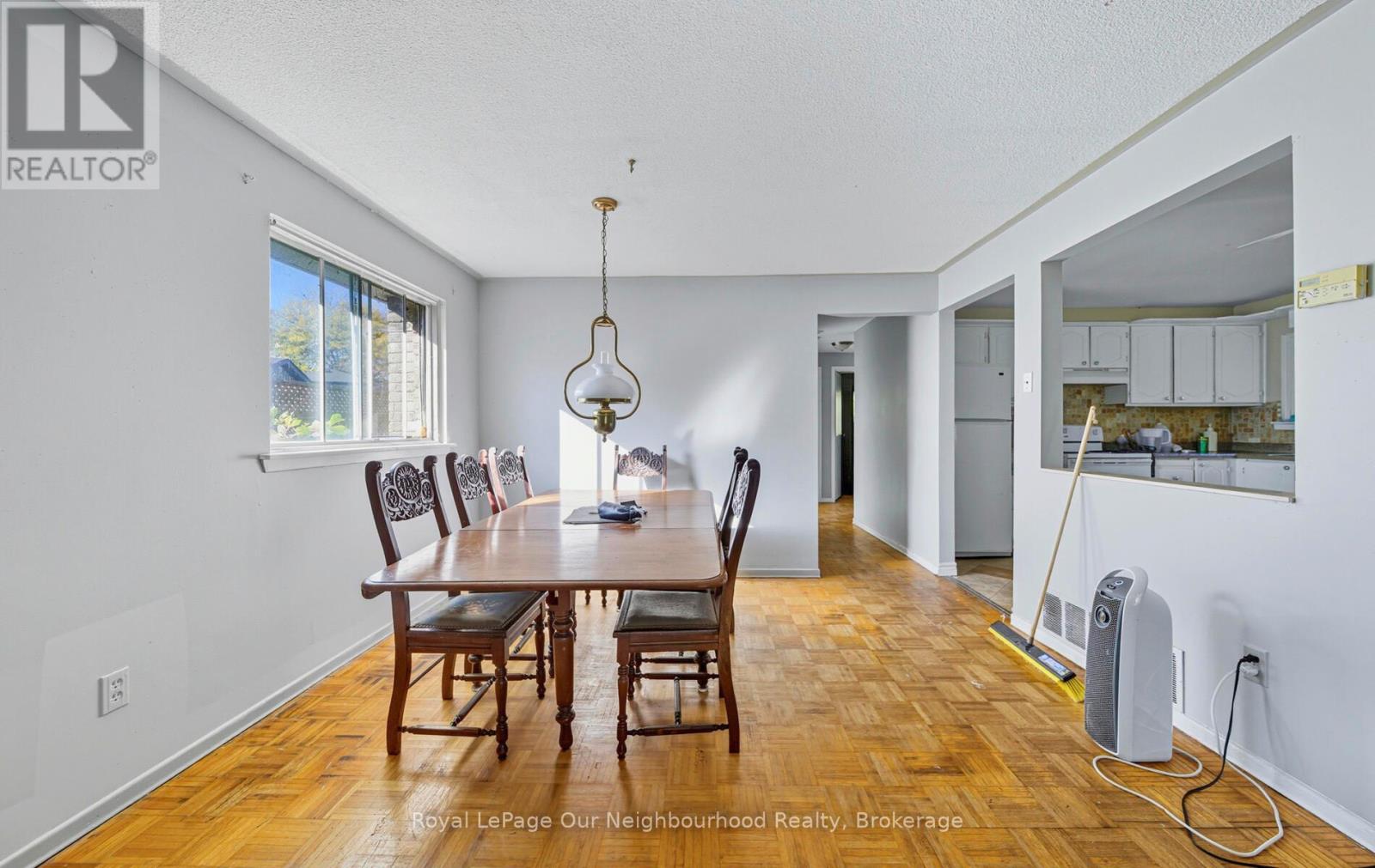 26 Slater Crescent, Ajax, Ontario  L1S 3J3 - Photo 9 - E12455143