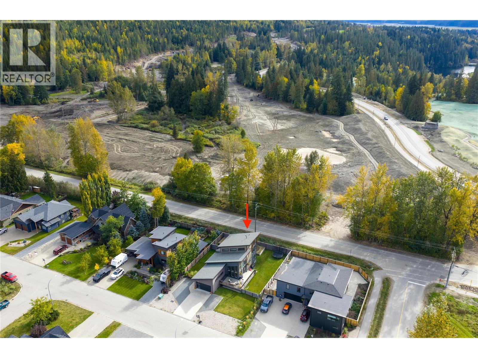 1960 Aspen Crescent, Revelstoke, British Columbia  V0E 2S1 - Photo 5 - 10364358