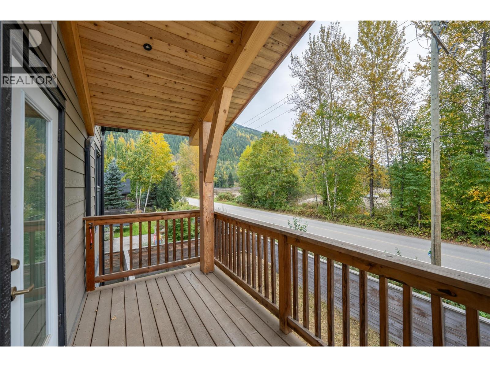 1960 Aspen Crescent, Revelstoke, British Columbia  V0E 2S1 - Photo 29 - 10364358