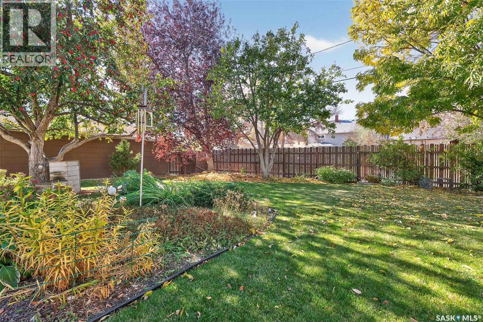 1220 Willow Avenue, Moose Jaw, Saskatchewan  S6H 1H2 - Photo 35 - SK020433