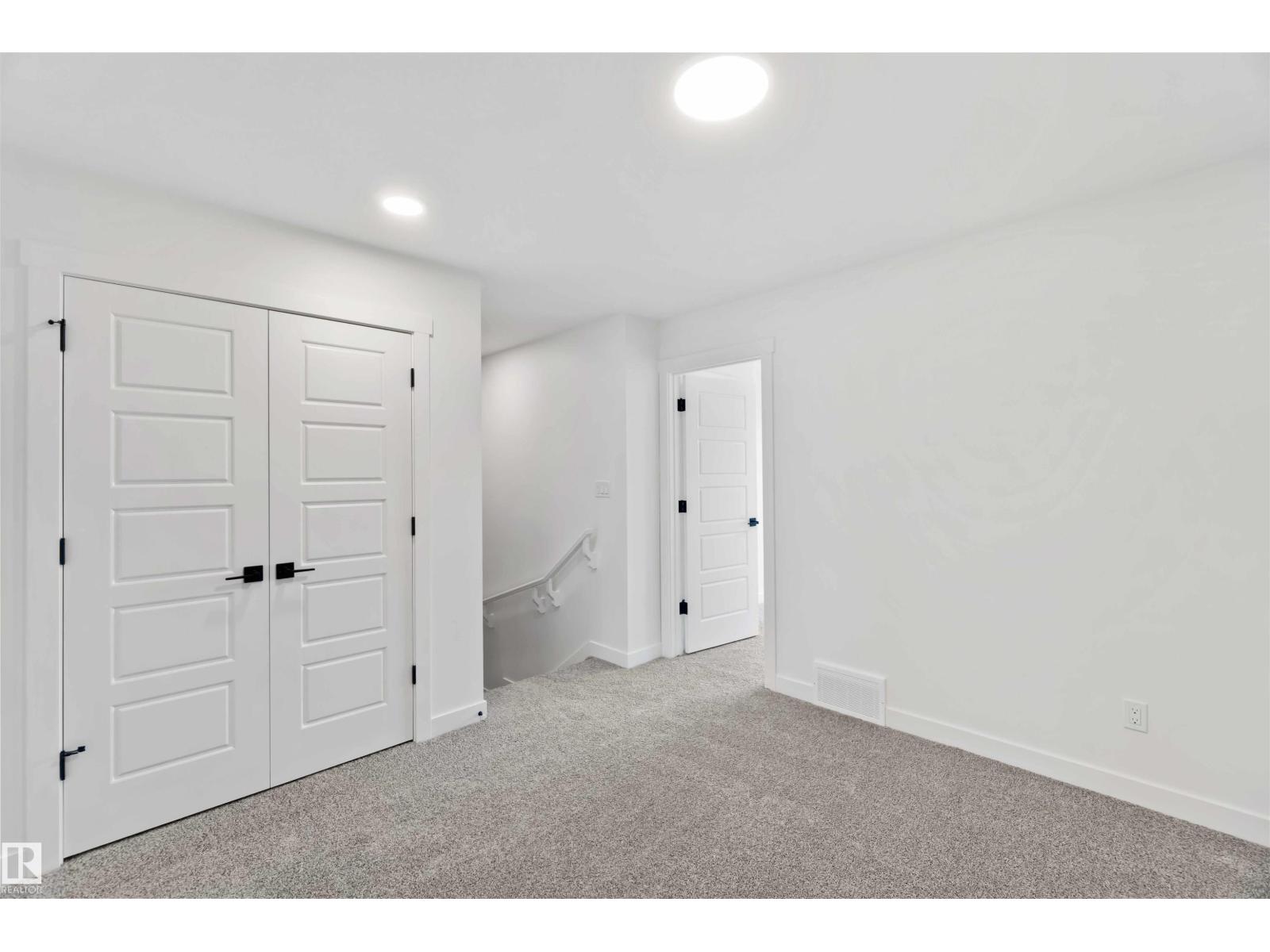 1015 Aster Bv Nw, Edmonton, Alberta  T6T 2W8 - Photo 8 - E4460447