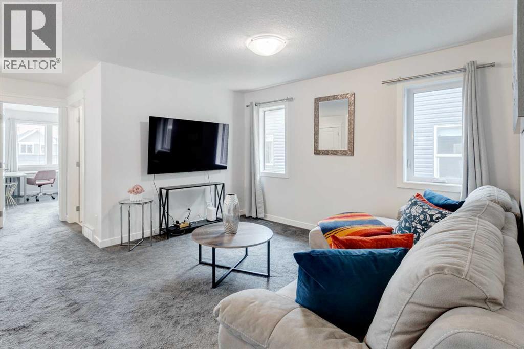 100 Emberside Glen, Cochrane, Alberta  T4C 2L7 - Photo 17 - A2240168