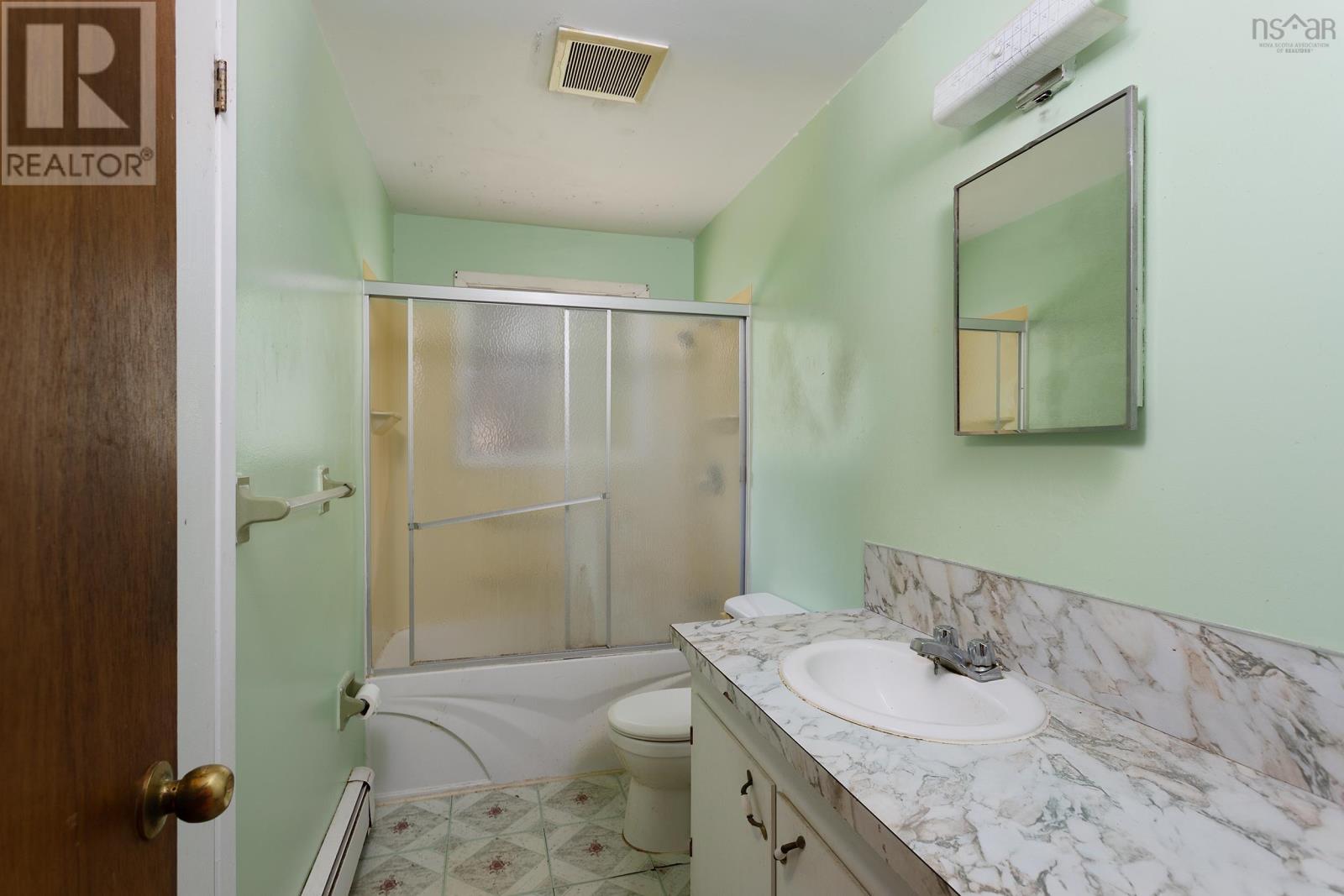 137 Prince Street, Lower Sackville, Nova Scotia  B4C 1L4 - Photo 10 - 202525171