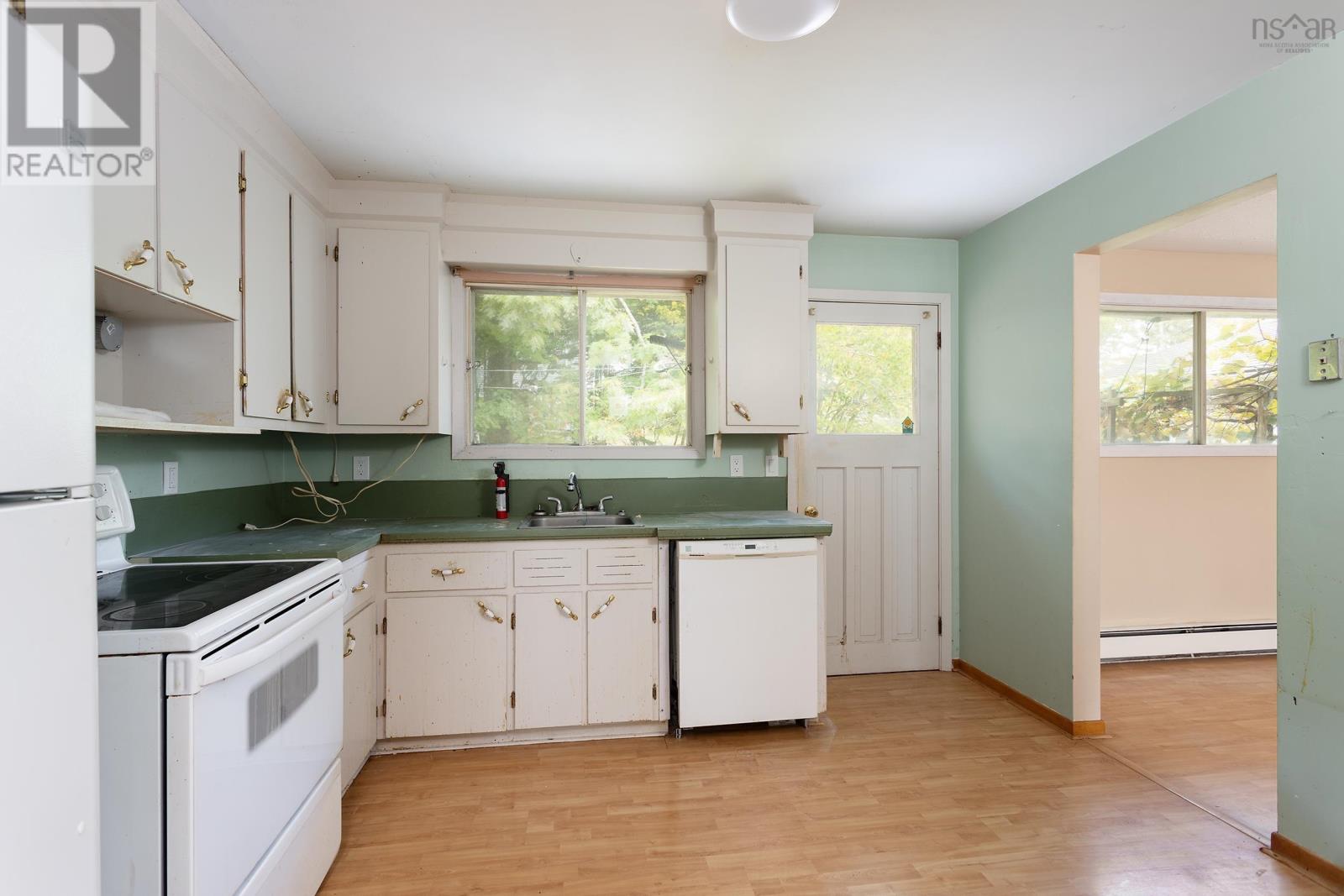 137 Prince Street, Lower Sackville, Nova Scotia  B4C 1L4 - Photo 8 - 202525171