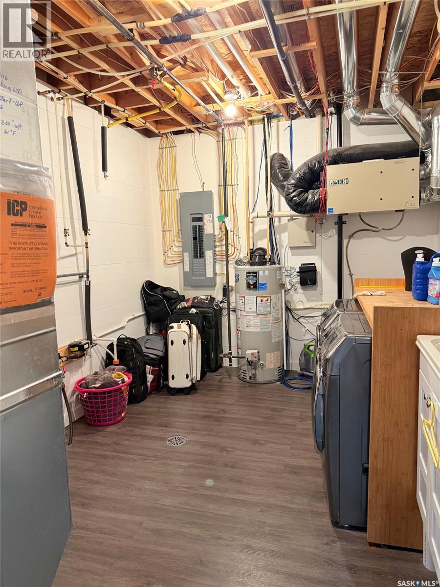 312 First Avenue N, Yorkton, Saskatchewan  S3N 1K5 - Photo 34 - SK020452