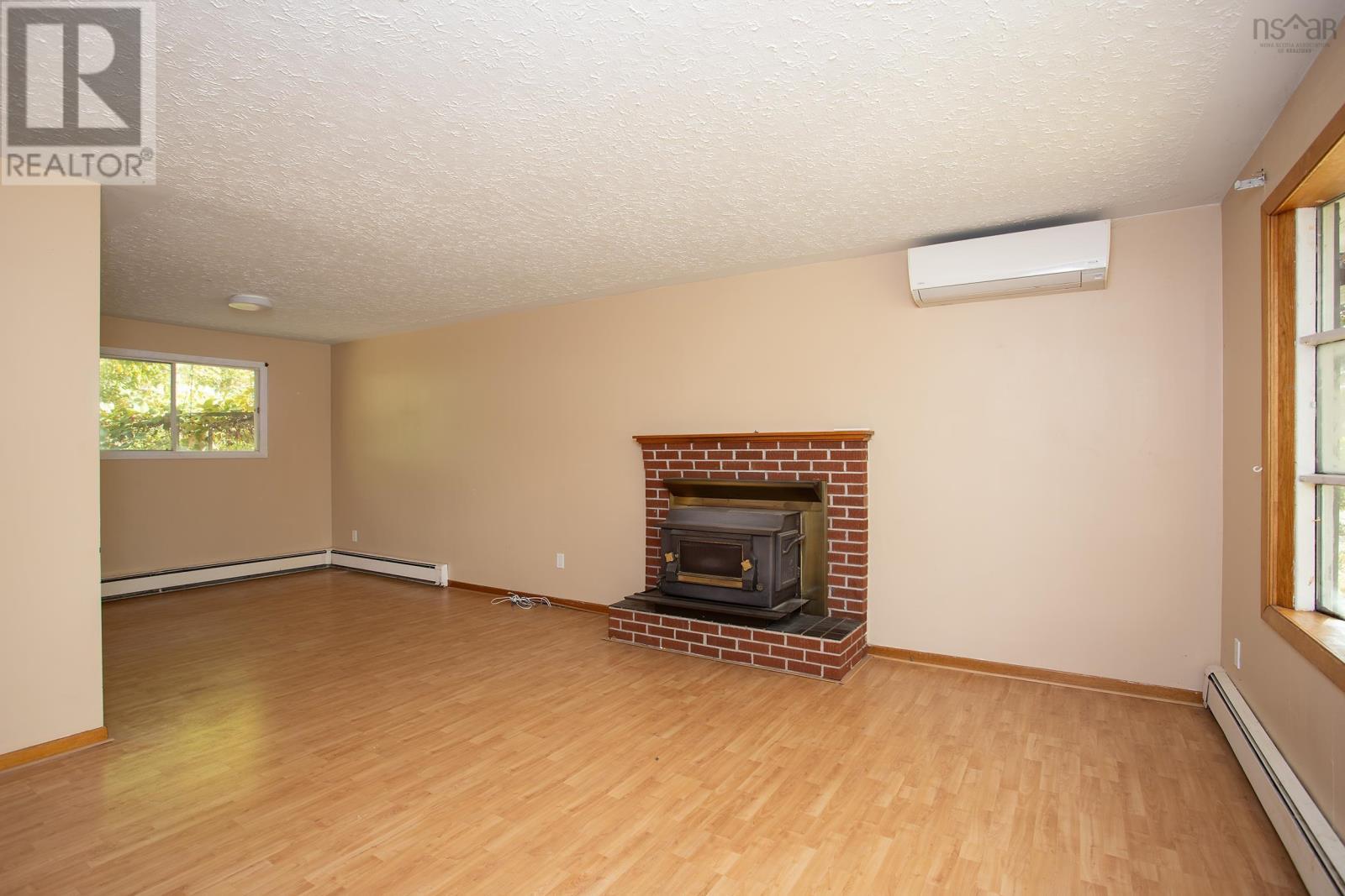 137 Prince Street, Lower Sackville, Nova Scotia  B4C 1L4 - Photo 5 - 202525171