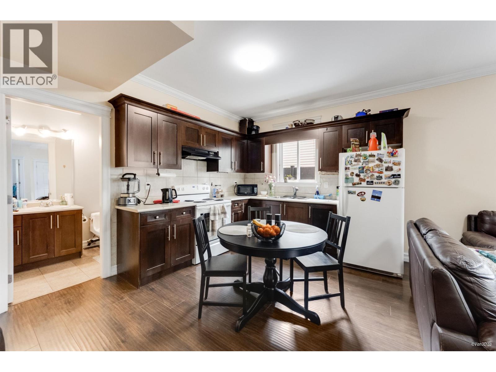 729 Delestre Avenue, Coquitlam, British Columbia  V3K 2G2 - Photo 29 - R3056099