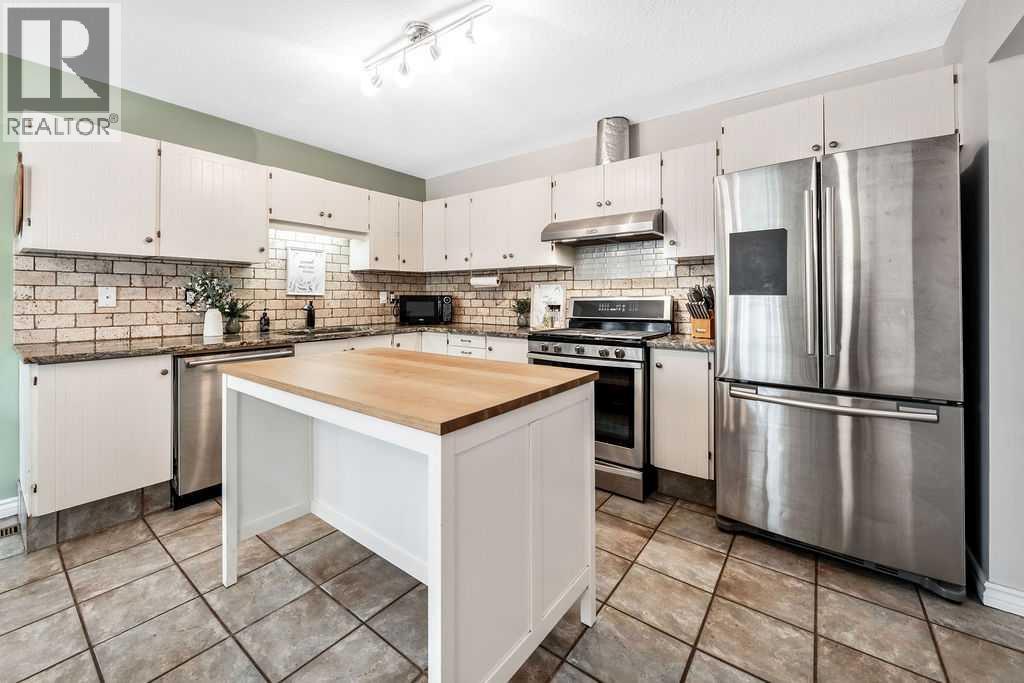 47 Glendale Way, Cochrane, Alberta  T4C 1H9 - Photo 8 - A2262737