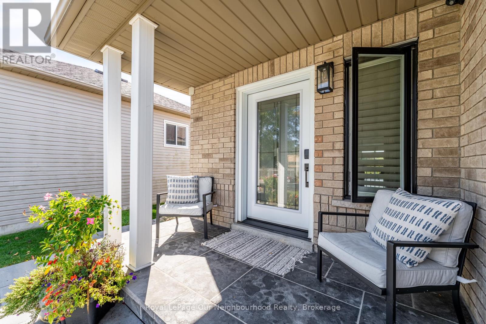 36 Huffman Avenue, Port Hope, Ontario  L1A 4K1 - Photo 4 - X12455135