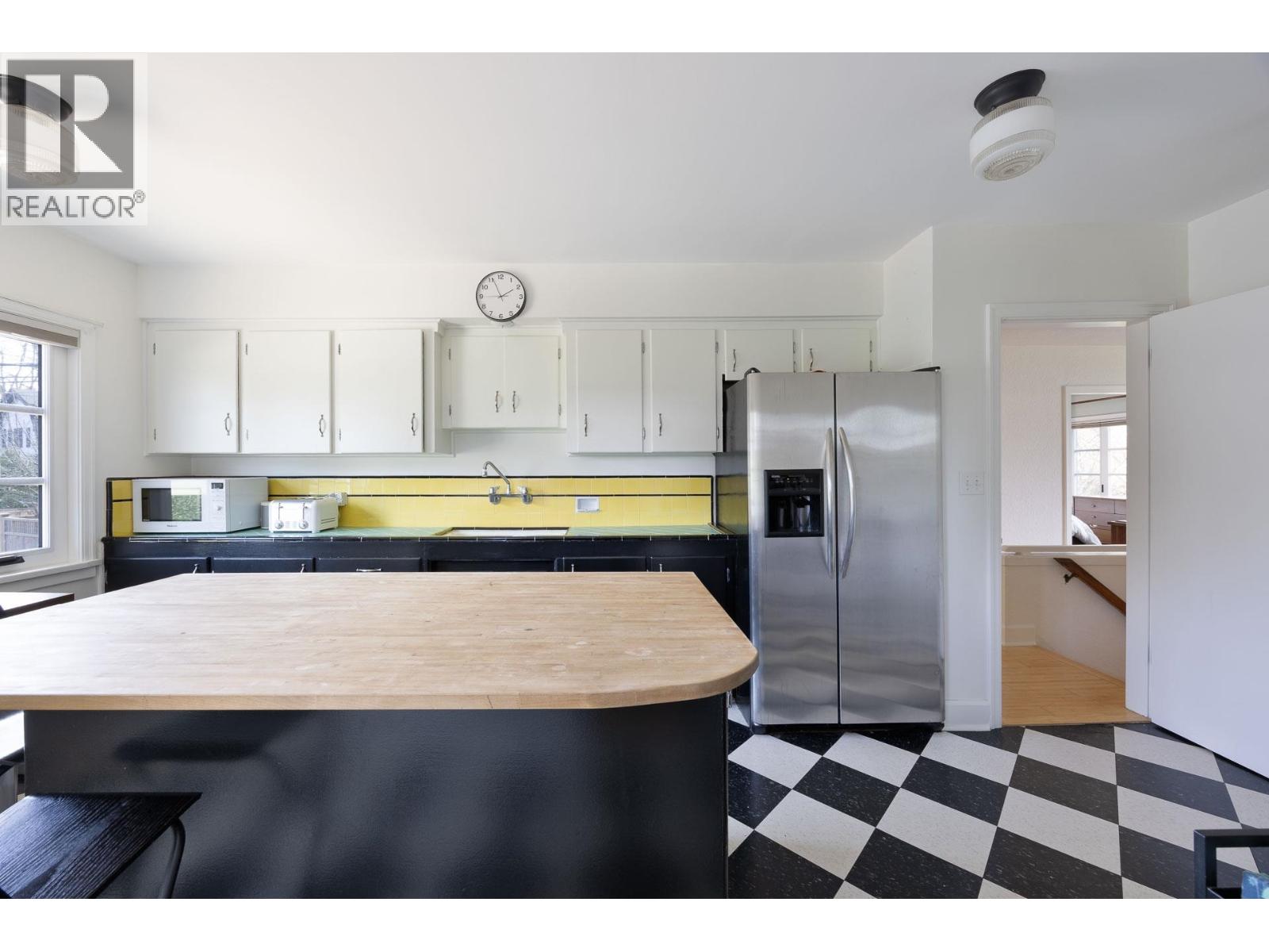 106 College Court, New Westminster, British Columbia  V3L 1K9 - Photo 7 - R3057044