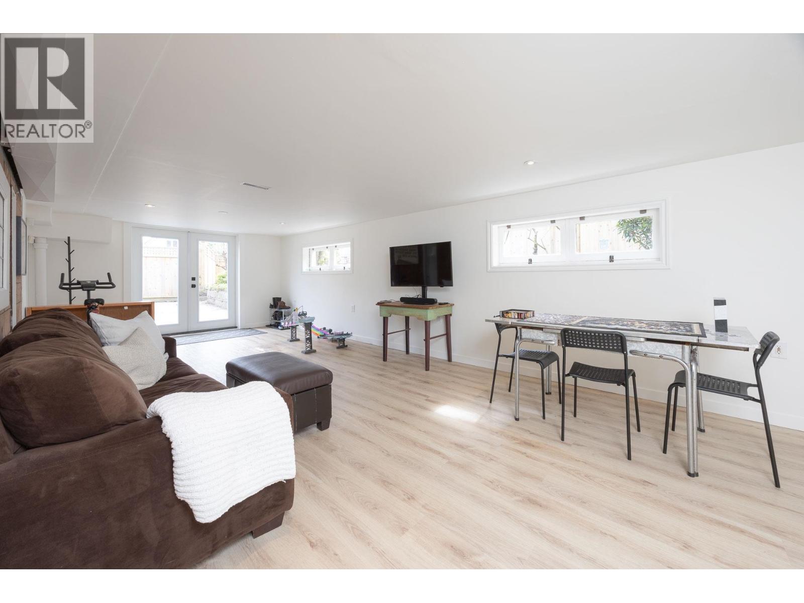 106 College Court, New Westminster, British Columbia  V3L 1K9 - Photo 18 - R3057044