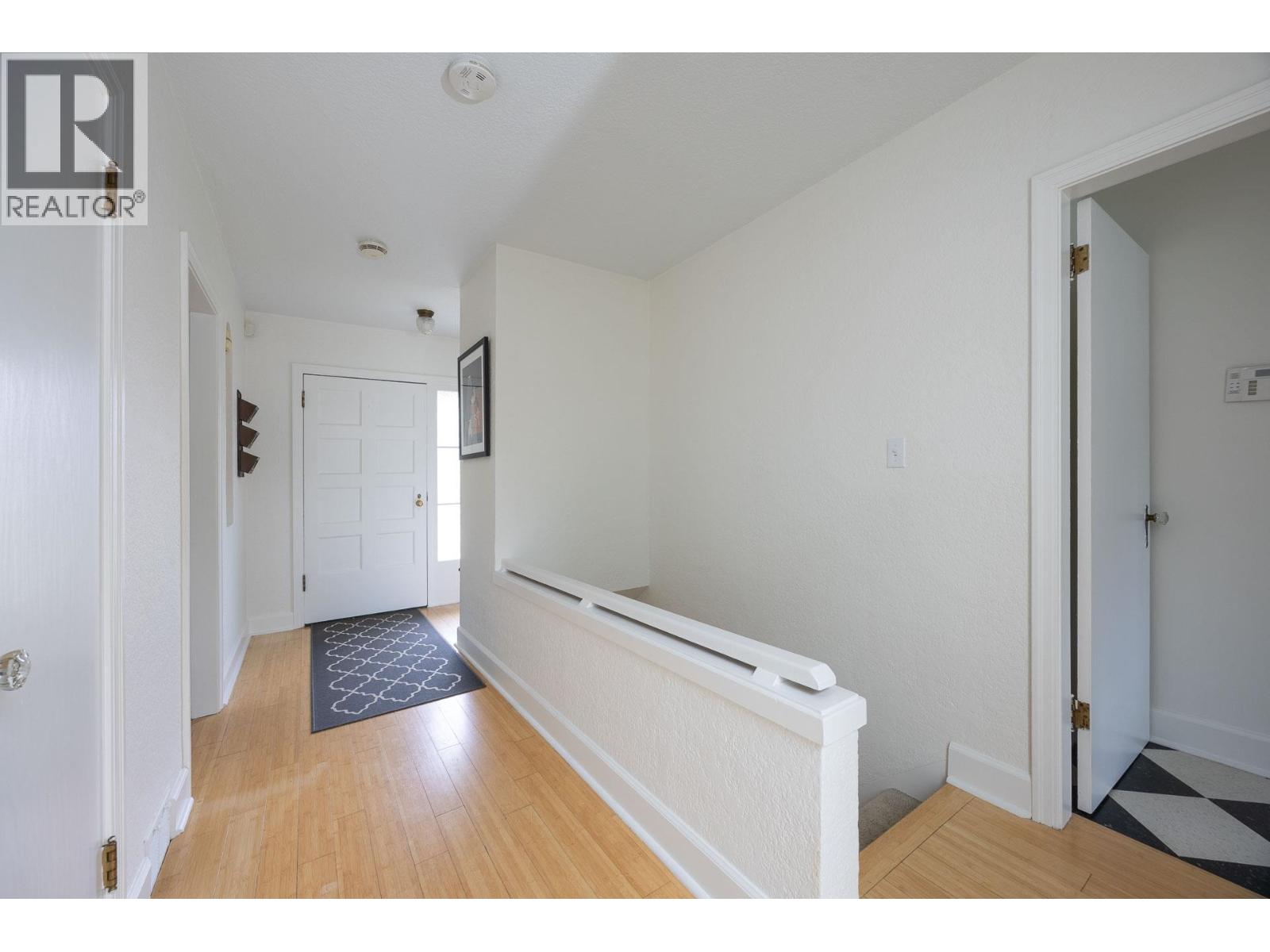 106 College Court, New Westminster, British Columbia  V3L 1K9 - Photo 16 - R3057044