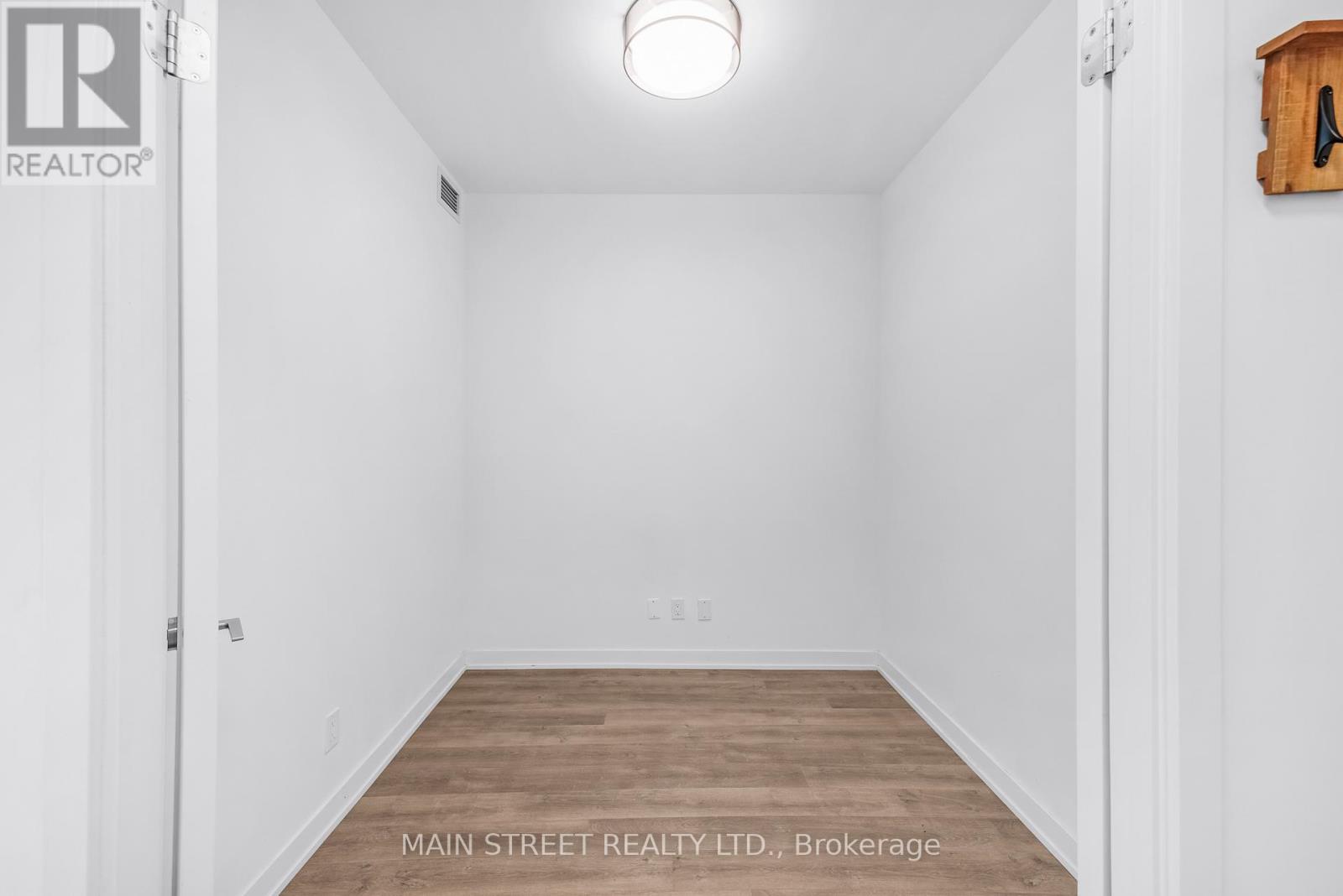 716 - 8119 Birchmount Road, Markham (Unionville), Ontario  L6G 0H5 - Photo 19 - N12455034