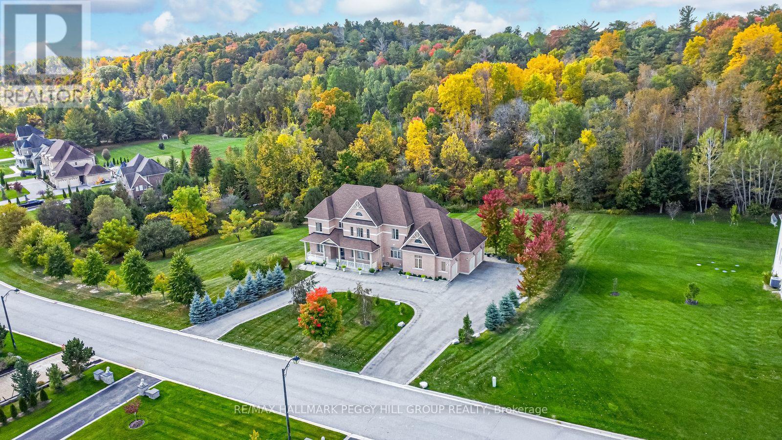 102 Pine Hill Road, Bradford West Gwillimbury (Bradford), Ontario  L3Z 0H1 - Photo 1 - N12455043