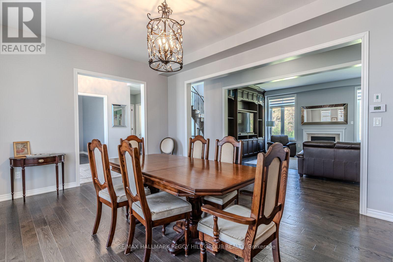 102 Pine Hill Road, Bradford West Gwillimbury (Bradford), Ontario  L3Z 0H1 - Photo 13 - N12455043