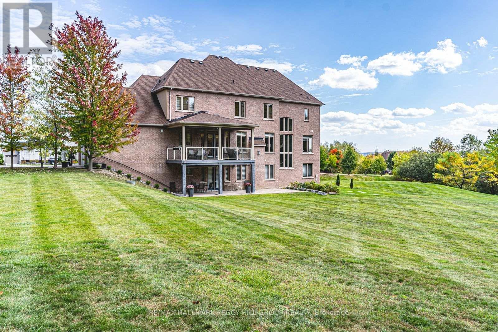 102 Pine Hill Road, Bradford West Gwillimbury (Bradford), Ontario  L3Z 0H1 - Photo 30 - N12455043