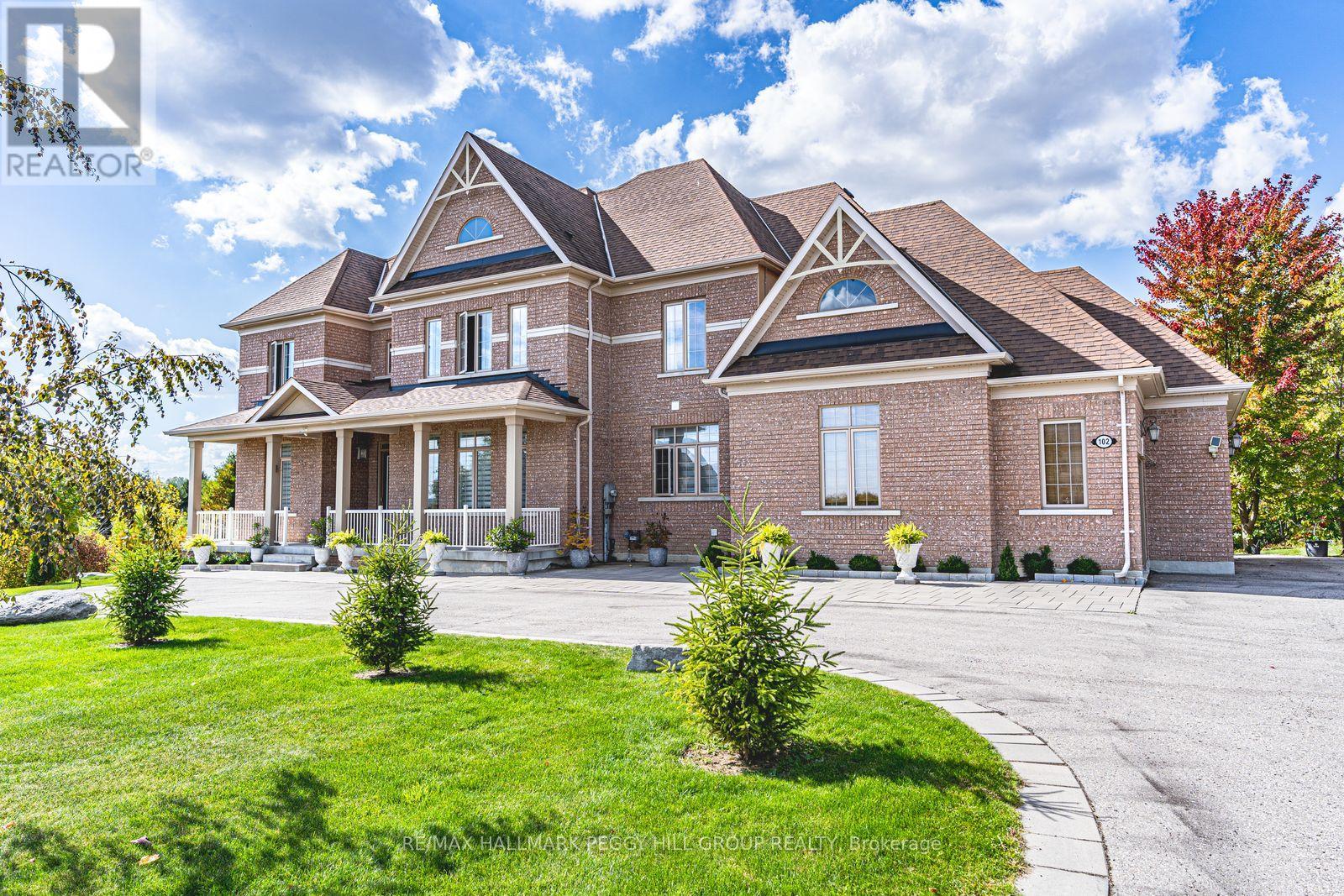 102 Pine Hill Road, Bradford West Gwillimbury (Bradford), Ontario  L3Z 0H1 - Photo 7 - N12455043
