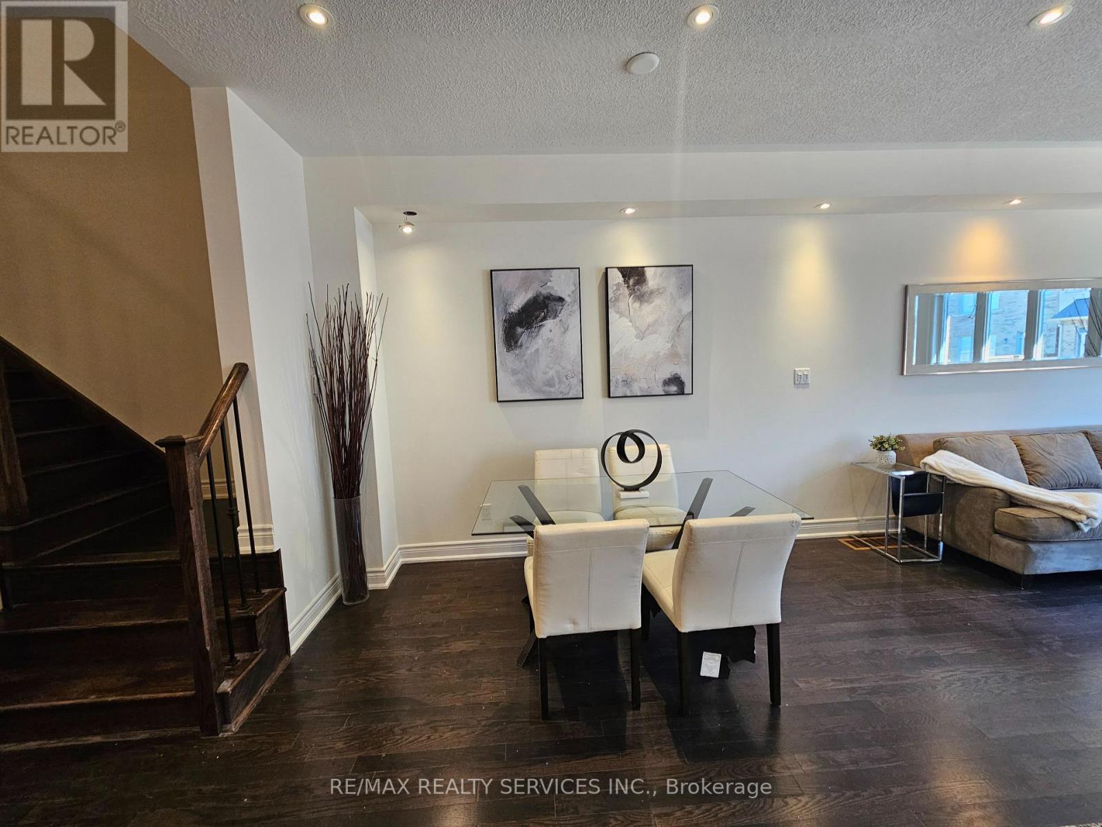7 Lady Evelyn Crescent, Brampton, Ontario  L6Y 6C7 - Photo 12 - W12389697