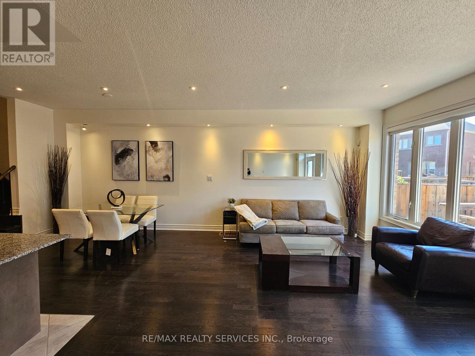 7 Lady Evelyn Crescent, Brampton, Ontario  L6Y 6C7 - Photo 13 - W12389697