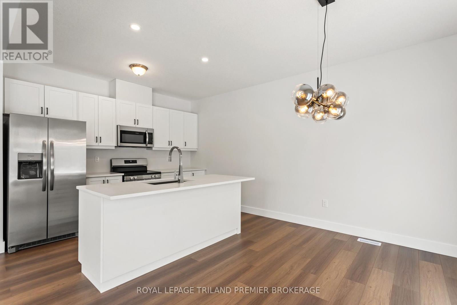 1585 Chickadee Trail, London South, Ontario  N6M 1G4 - Photo 31 - X12455091