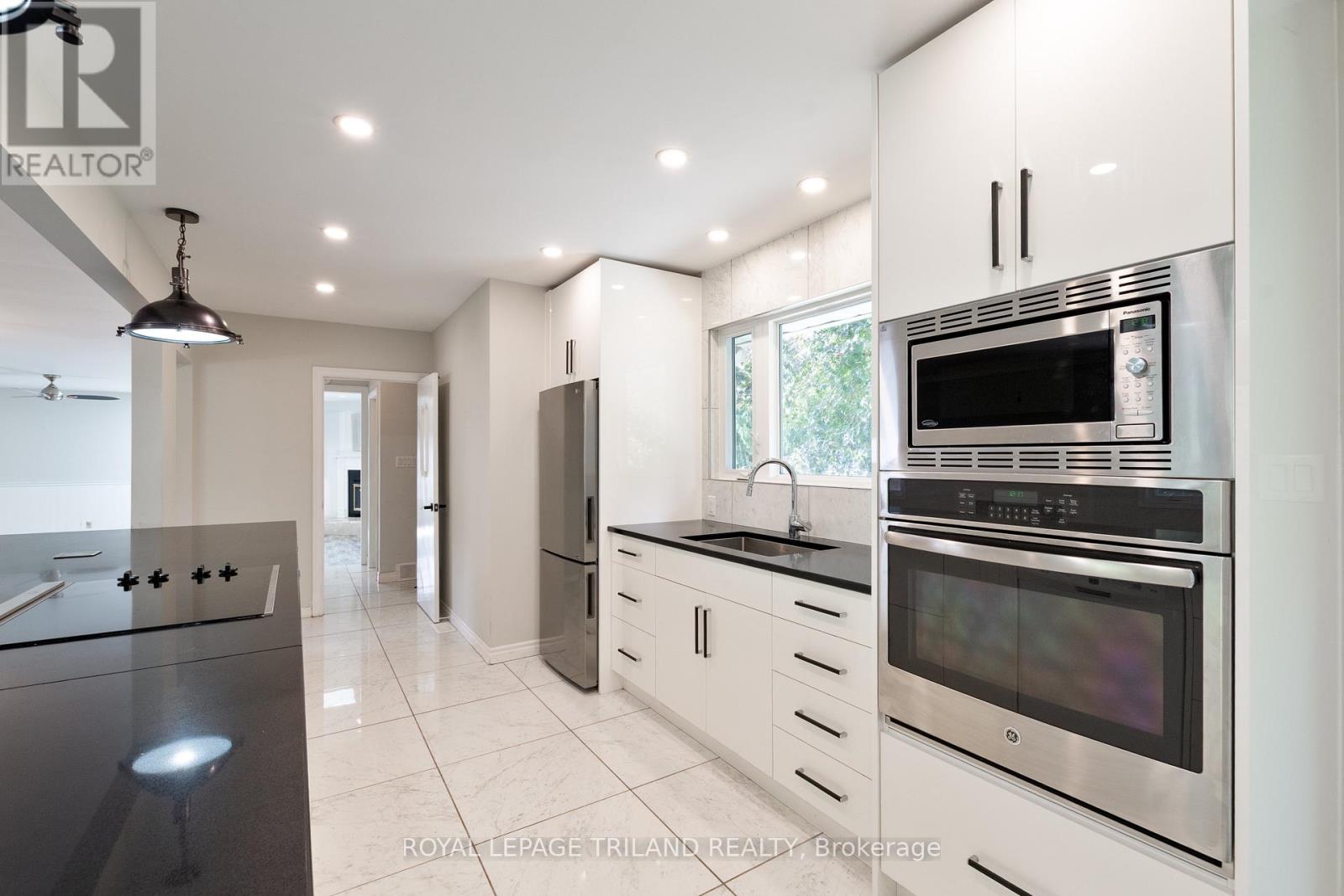 6267 Sunset Road, Central Elgin, Ontario  N0L 2L0 - Photo 10 - X12455181