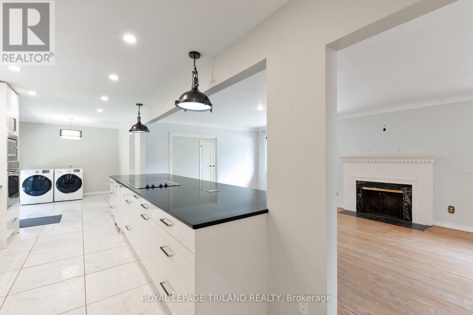 6267 Sunset Road, Central Elgin, Ontario  N0L 2L0 - Photo 12 - X12455181