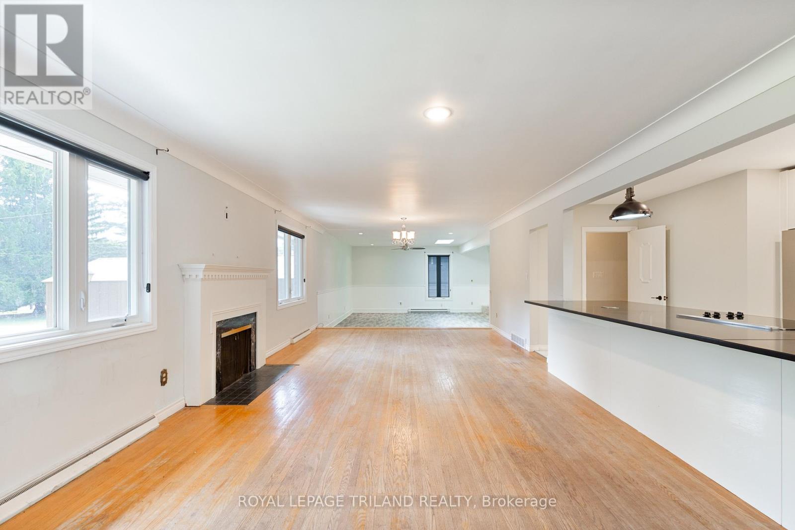 6267 Sunset Road, Central Elgin, Ontario  N0L 2L0 - Photo 6 - X12455181