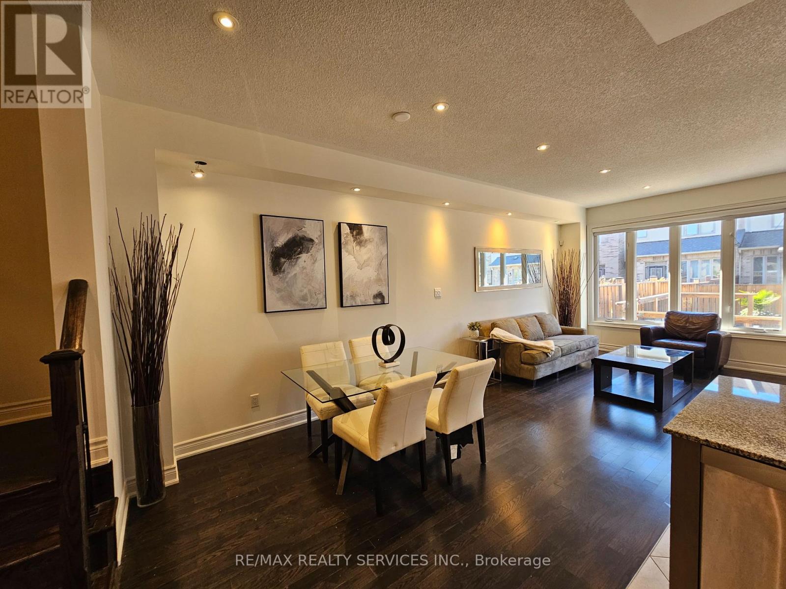 7 Lady Evelyn Crescent, Brampton, Ontario  L6Y 6C7 - Photo 11 - W12389697