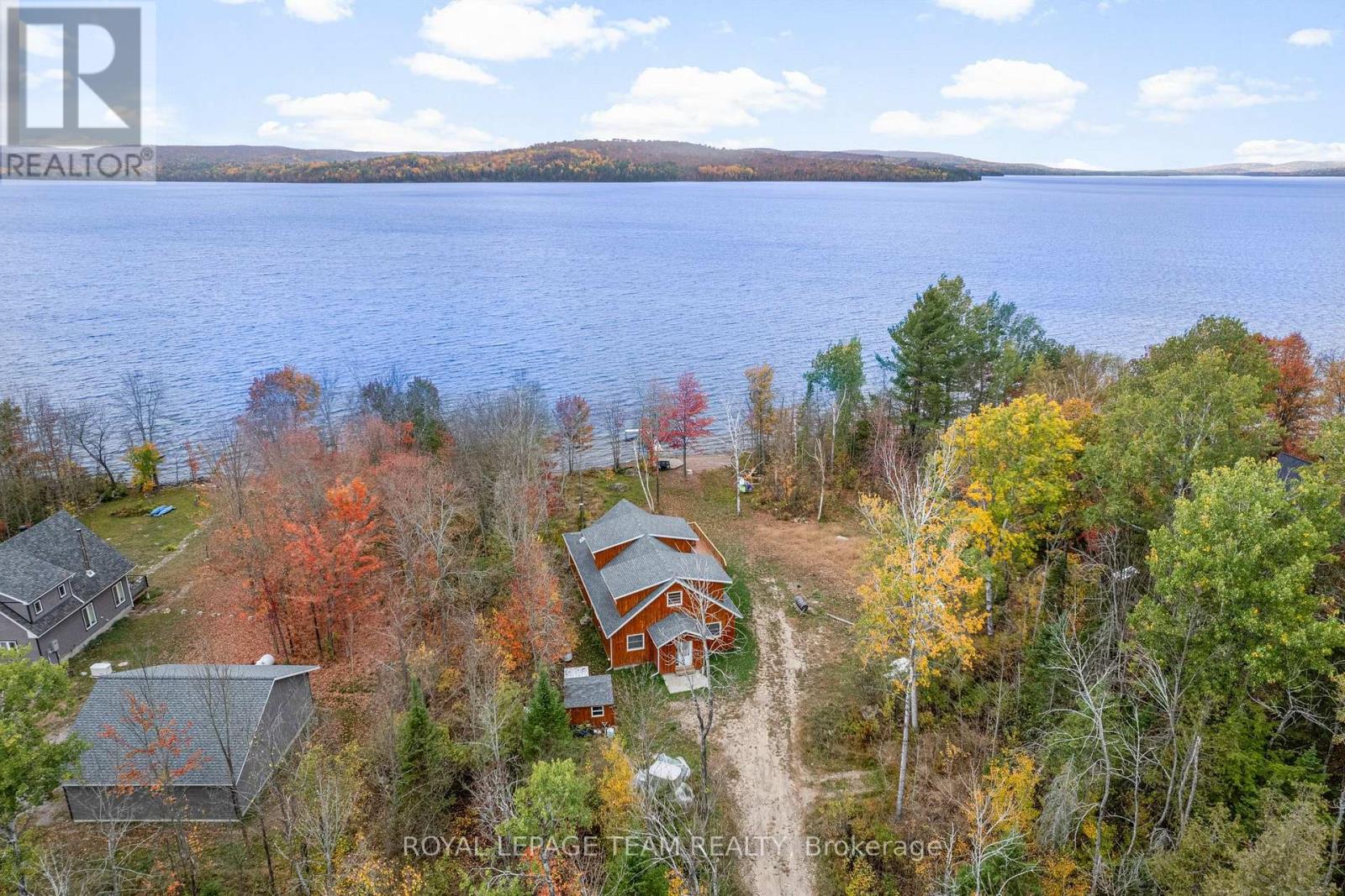 679 Curtiss Road, Madawaska Valley, Ontario  K0J 1B0 - Photo 10 - X12455130