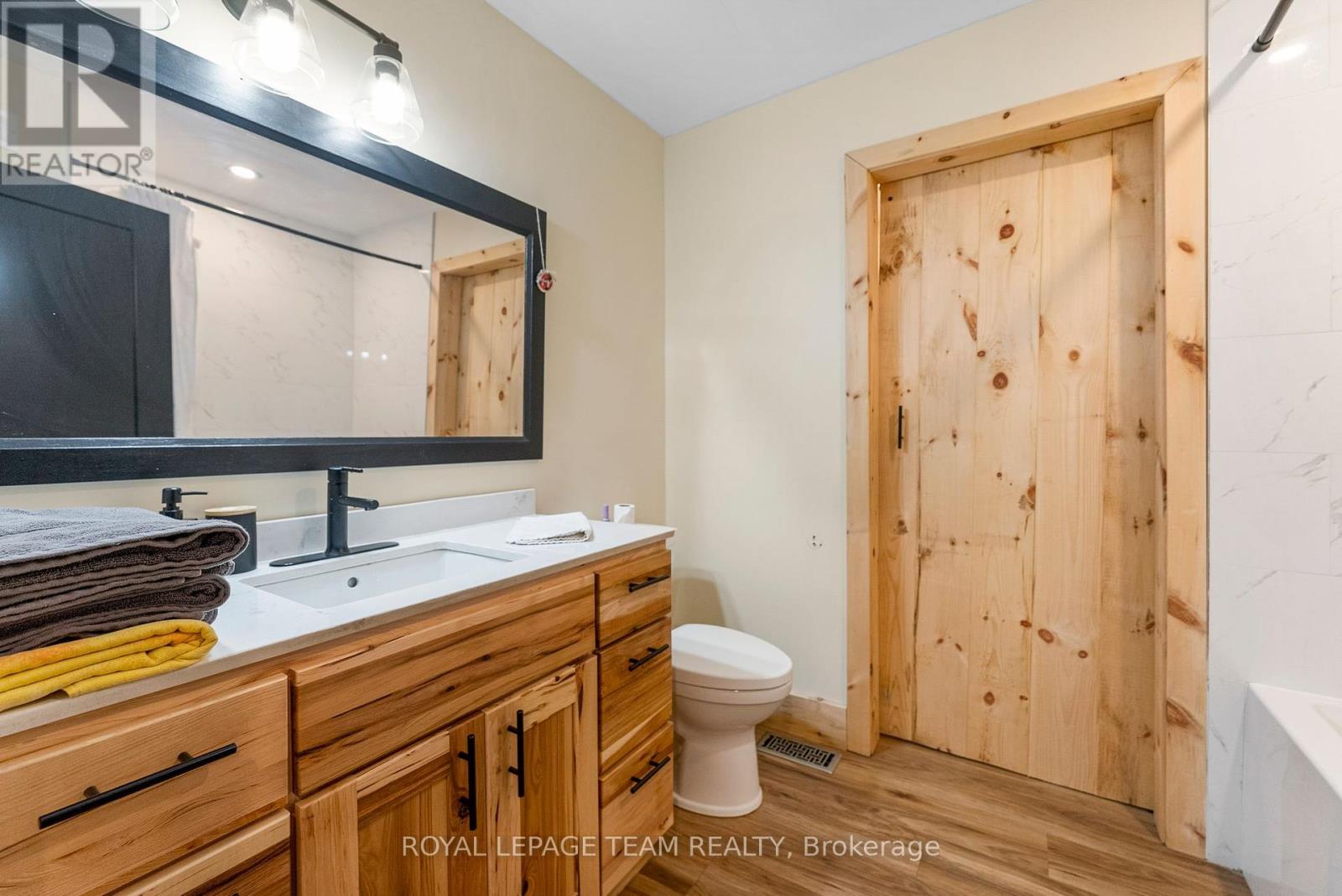 679 Curtiss Road, Madawaska Valley, Ontario  K0J 1B0 - Photo 32 - X12455130