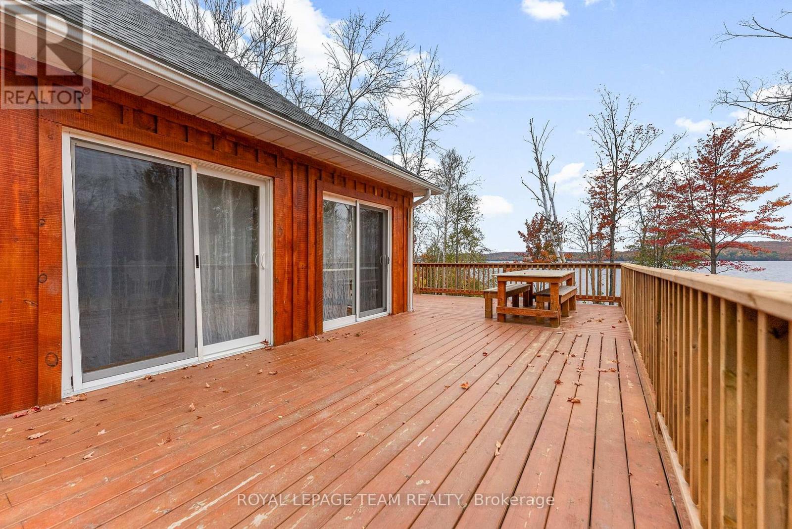 679 Curtiss Road, Madawaska Valley, Ontario  K0J 1B0 - Photo 8 - X12455130