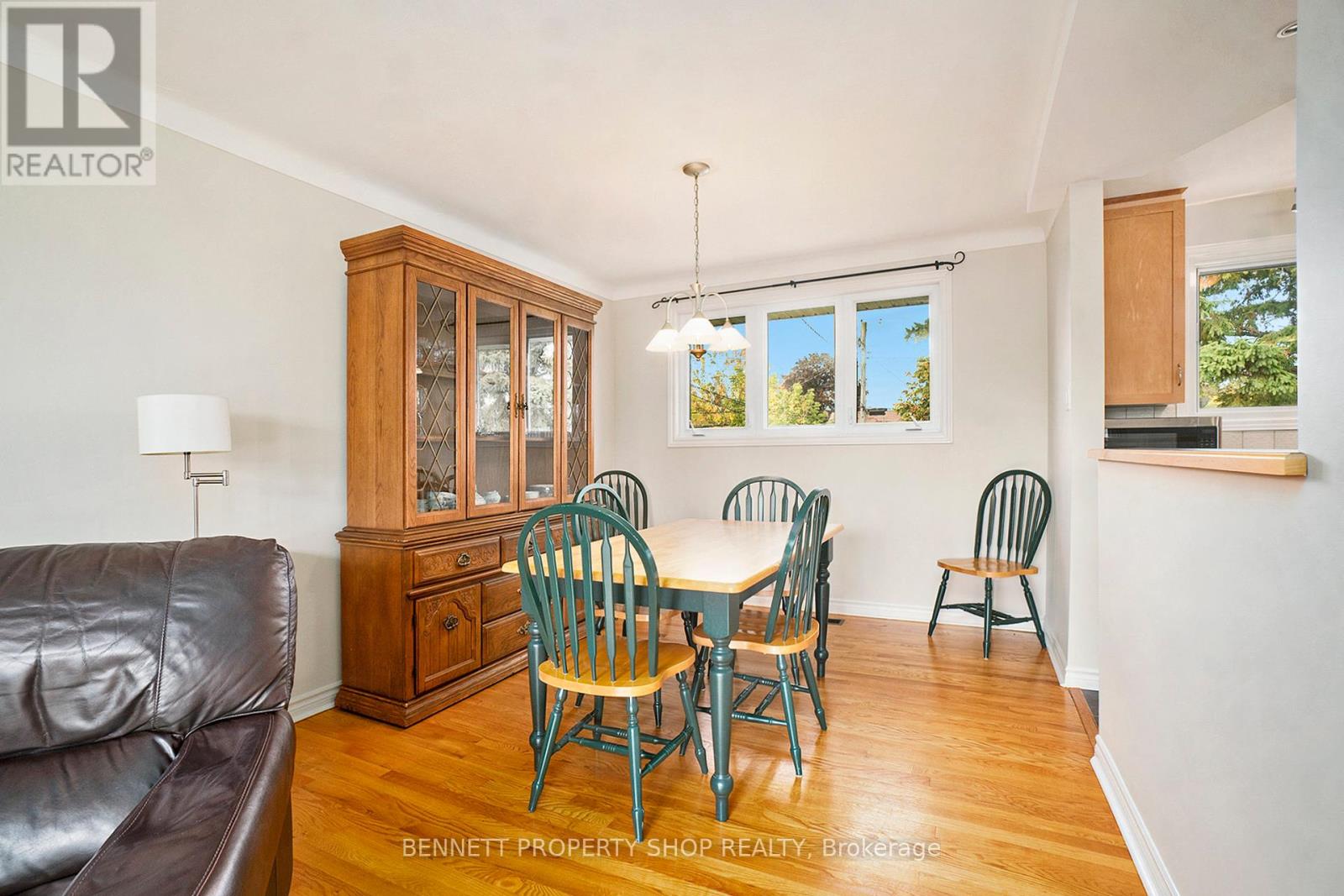 17 Glenmanor Drive, Ottawa, Ontario  K2G 3E8 - Photo 7 - X12455124