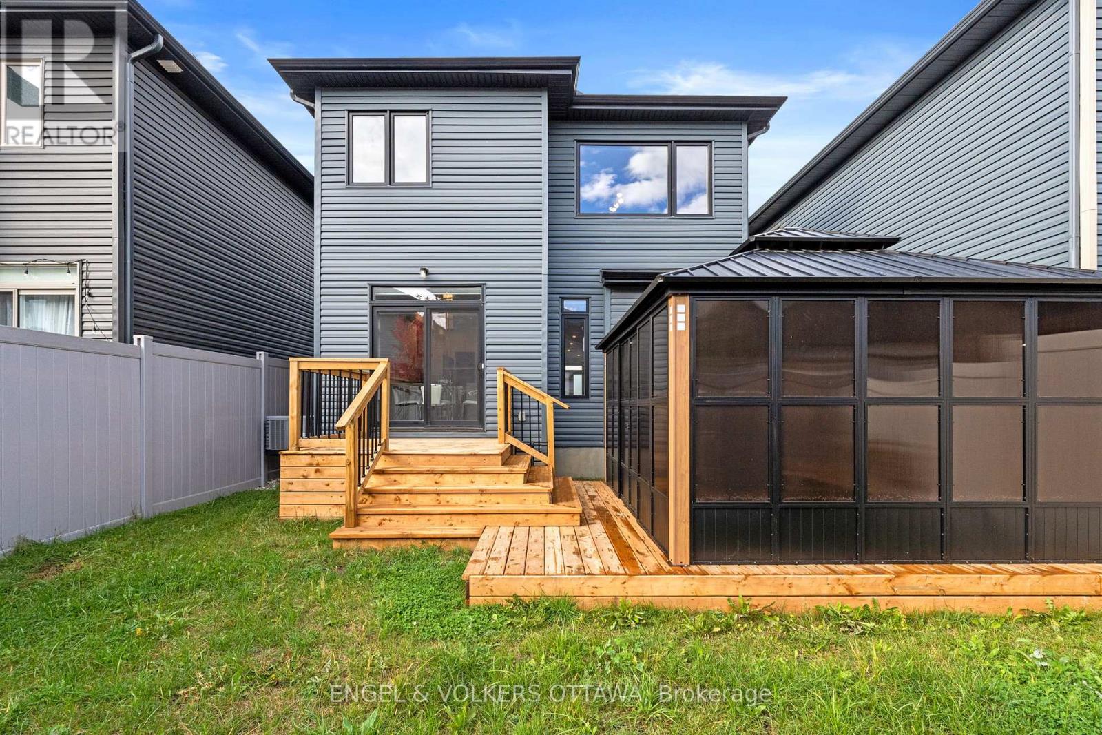 1047 Hydrangea Avenue, Ottawa, Ontario  K4M 0L5 - Photo 34 - X12455160