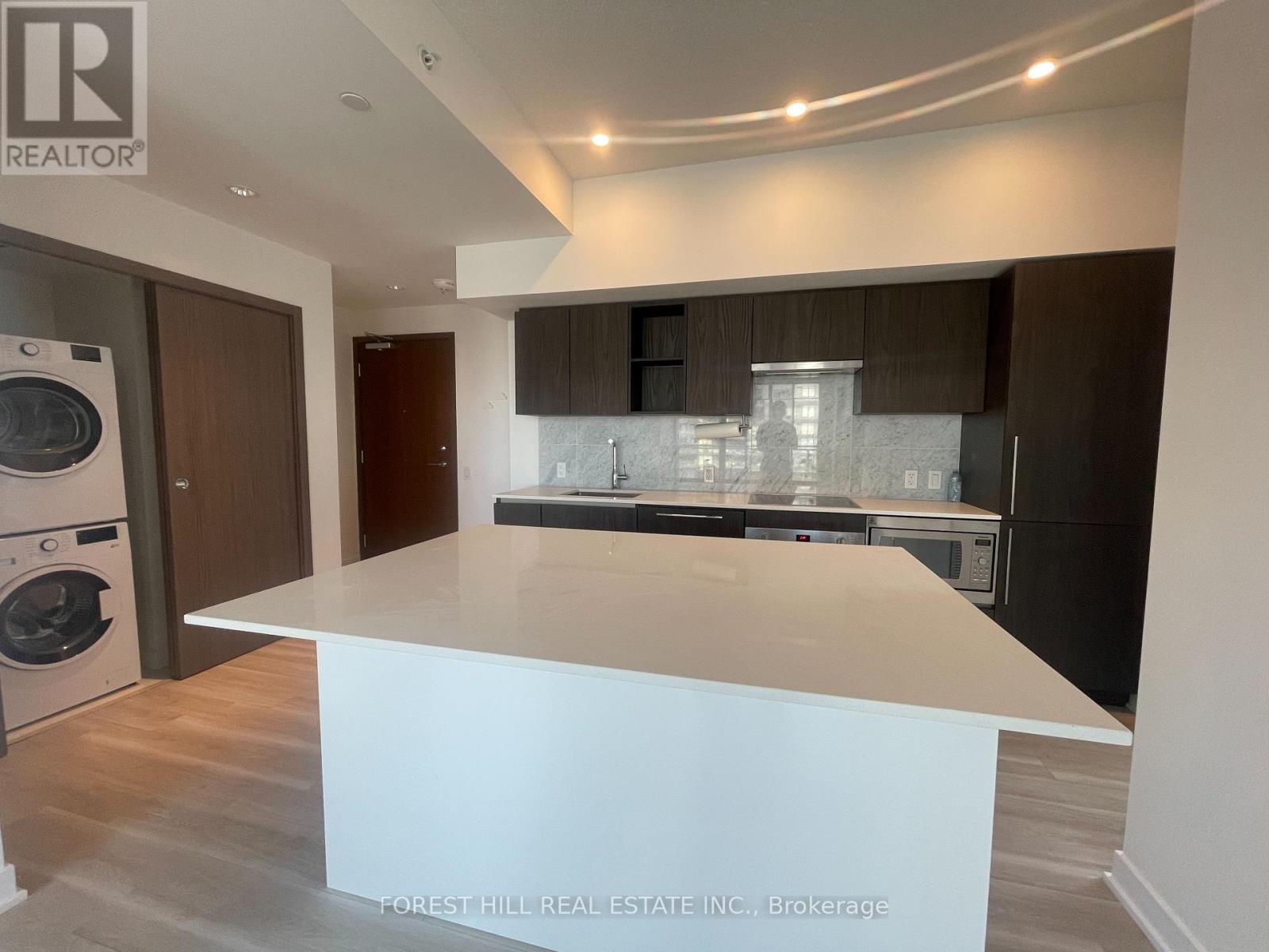 3206 - 17 Bathurst Street, Toronto, Ontario  M5V 0N1 - Photo 9 - C12447099
