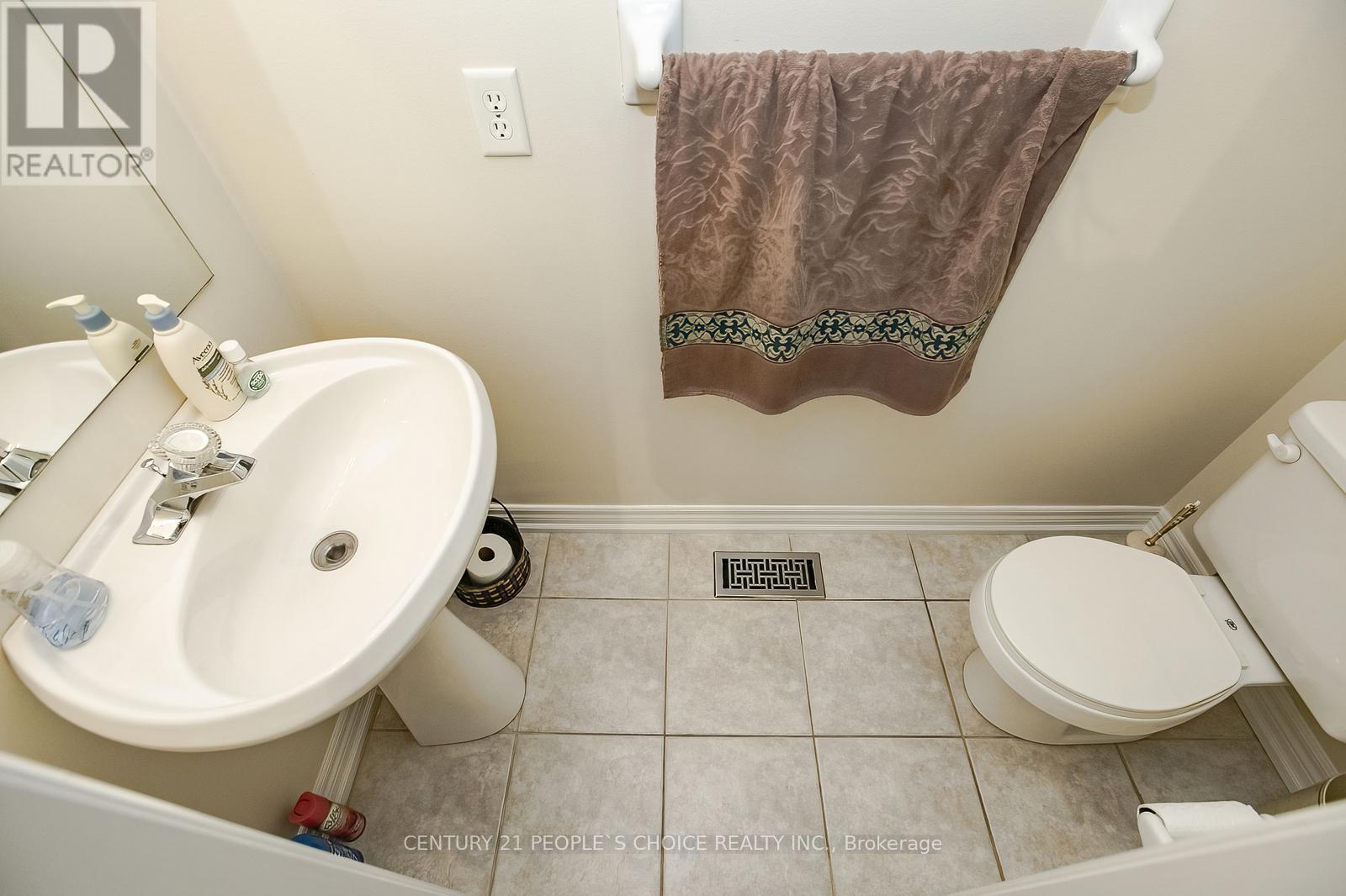 1 Lake Louise Drive, Brampton (Fletcher's Meadow), Ontario  L6X 4W5 - Photo 19 - W12455040