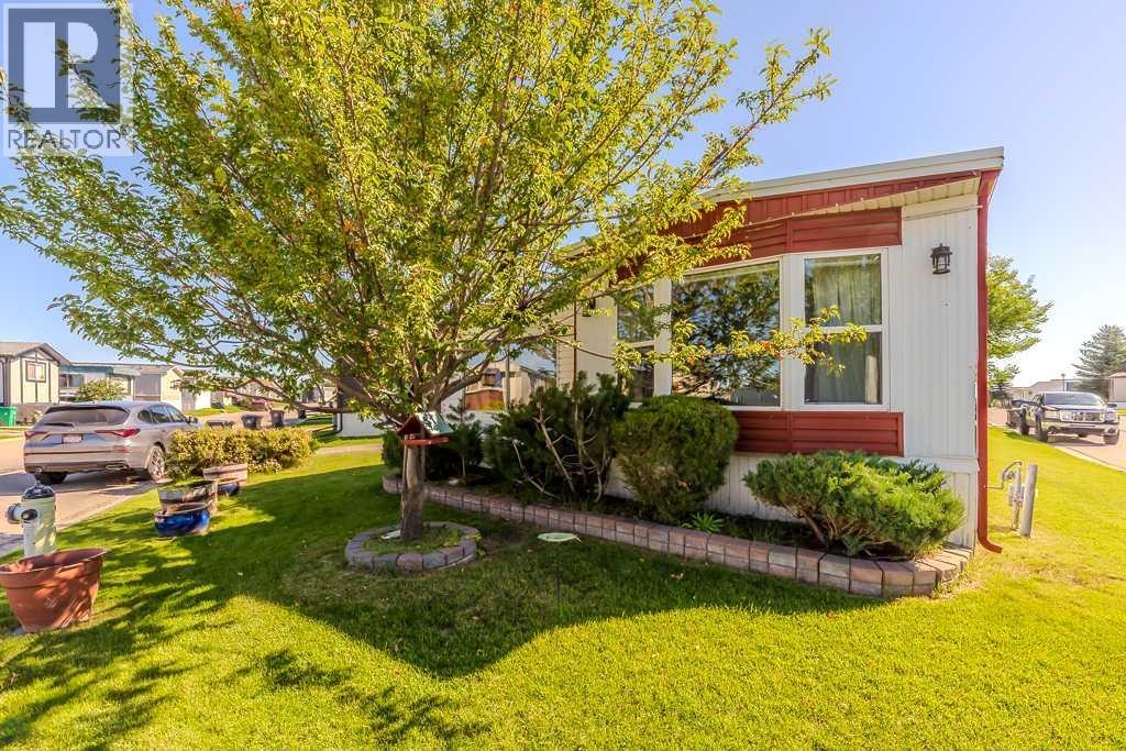117, 1101 84 Street Ne, Calgary, Alberta  T2A 7X2 - Photo 1 - A2251842