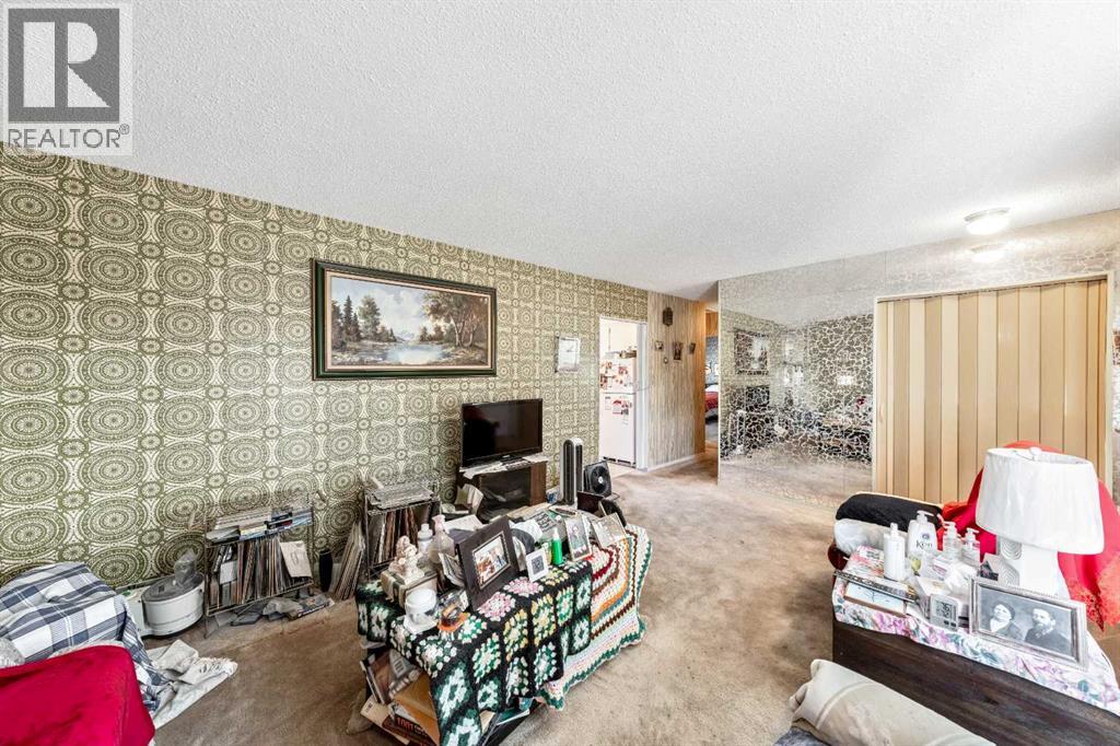 216 Havenhurst Crescent Sw, Calgary, Alberta  T2V 3C6 - Photo 5 - A2257771
