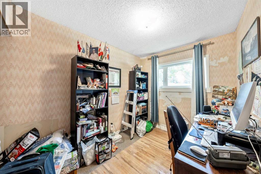 216 Havenhurst Crescent Sw, Calgary, Alberta  T2V 3C6 - Photo 10 - A2257771