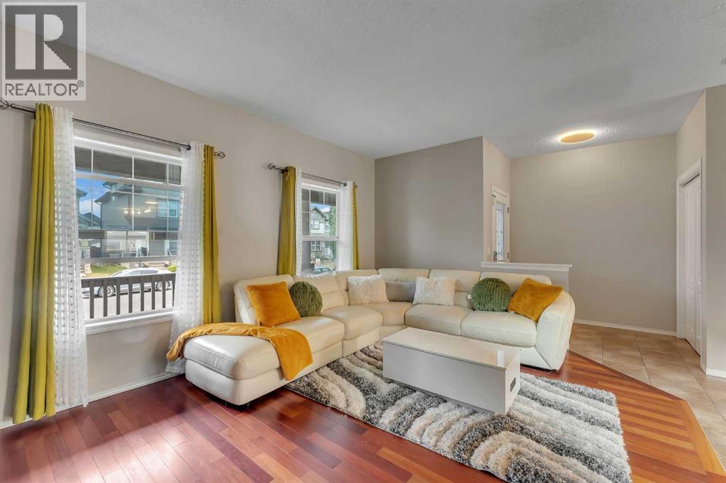 31 Skyview Point Road Ne, Calgary, Alberta  T3N 0g9 - Photo 12 - A2262757