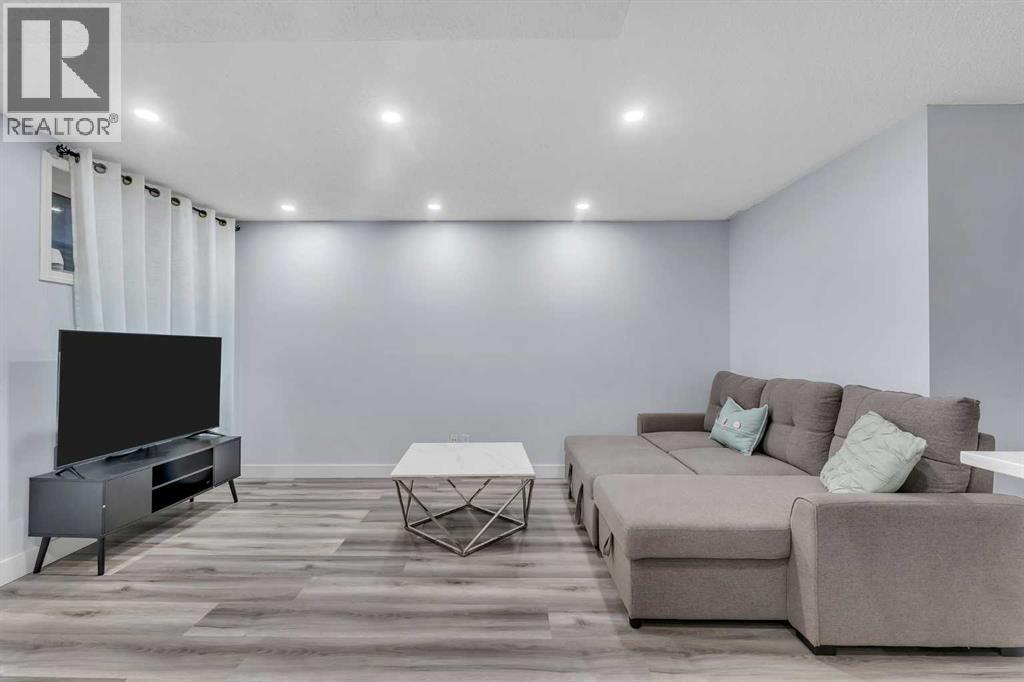 31 Skyview Point Road Ne, Calgary, Alberta  T3N 0g9 - Photo 34 - A2262757