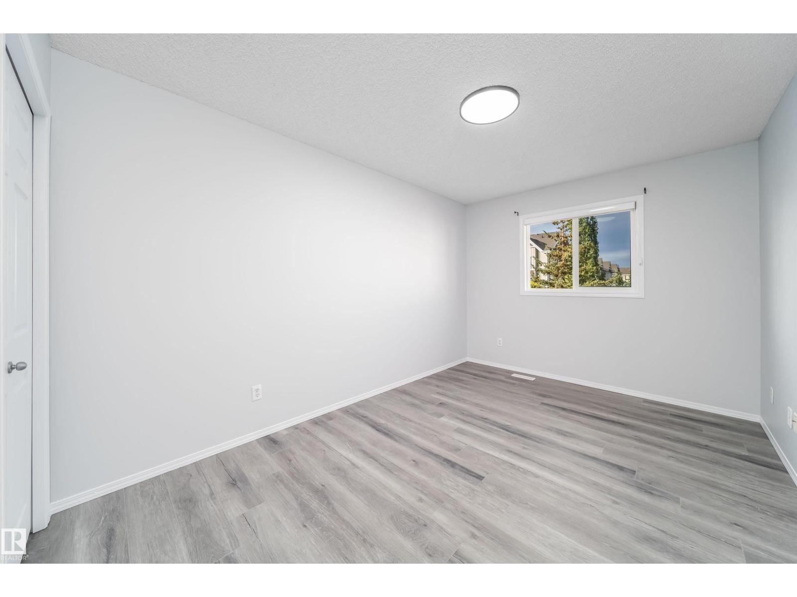 #32 120 Magrath Rd Nw, Edmonton, Alberta  T6R 0C6 - Photo 17 - E4461533