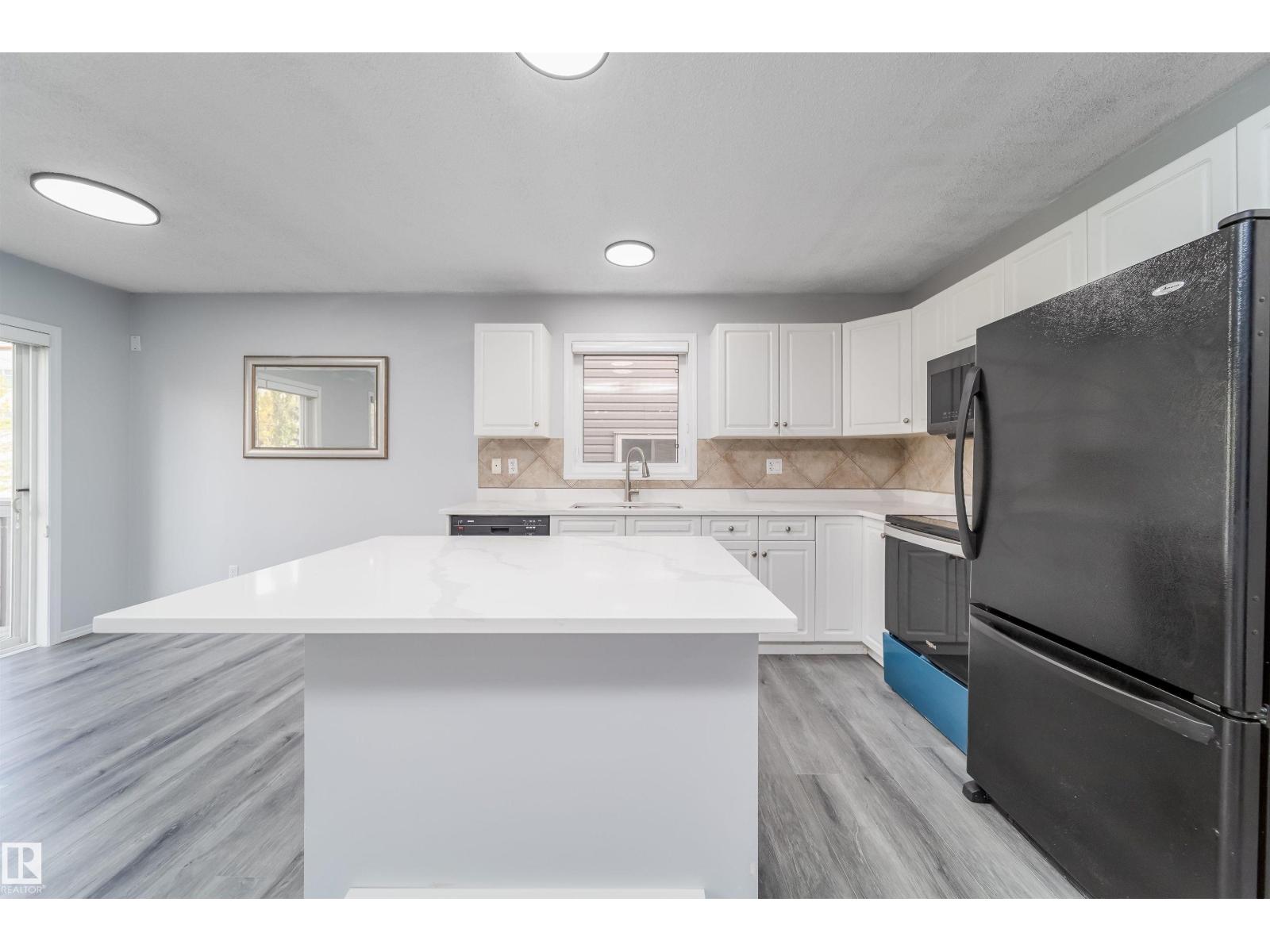 #32 120 Magrath Rd Nw, Edmonton, Alberta  T6R 0C6 - Photo 8 - E4461533